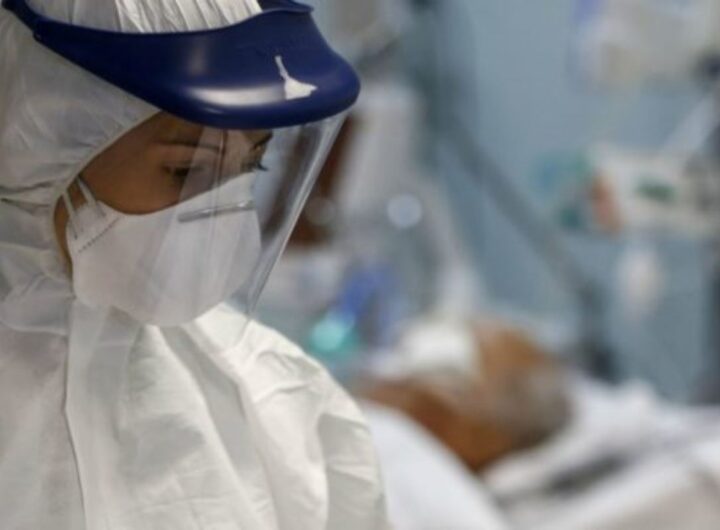 Coronavirus, la sanità italiana definanzata da dieci anni: tagliati 43mila dipendenti e i posti letto sotto la media Ue